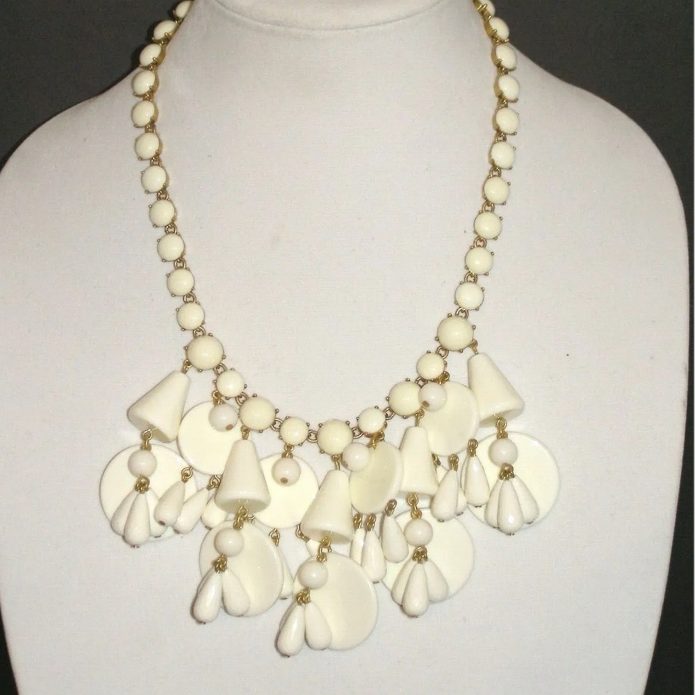 NWT J CREW GEOMETRIC BIB DUSTY IVORY NECKLACE - Picture 2 of 3